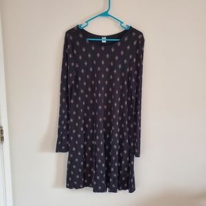 OLD Navy dress. Long sleeves. Medium.‎ Diamond print.